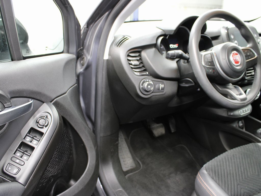Used 2019 FIAT 500X Trekking w/ Sunroof & Beats Package image 39