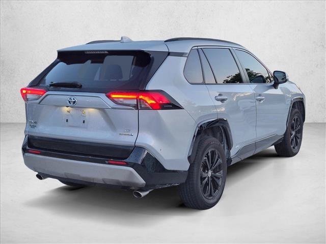 Used 2022 Toyota RAV4 SE w/ SE Grade Weather Package AWD/4WD image 5