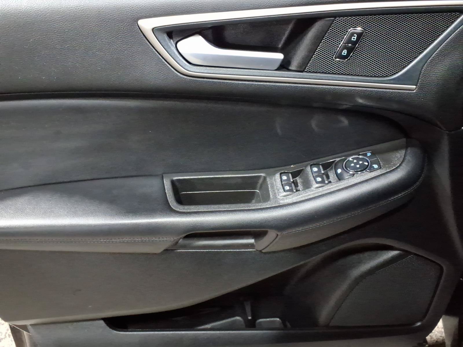 Certified 2024 Ford Edge SEL AWD/4WD image 9
