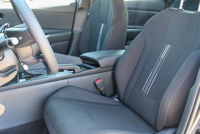 New 2026 Hyundai Elantra Sport image 8