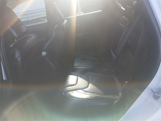 Used 2019 Jeep Cherokee Limited image 22