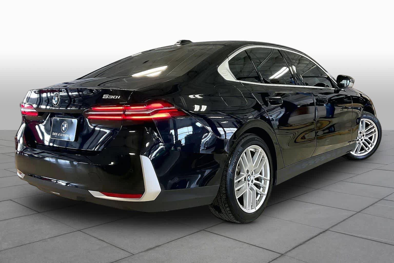 Certified 2025 BMW 530i RWD image 11
