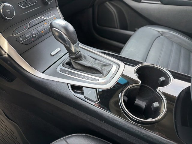 Used 2017 Ford Edge SEL w/ Equipment Group 201A image 21