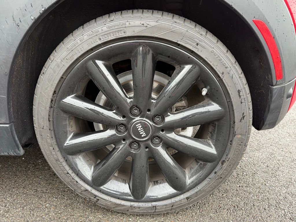 Used 2020 MINI Cooper S w/ Signature Upholstery Package image 29