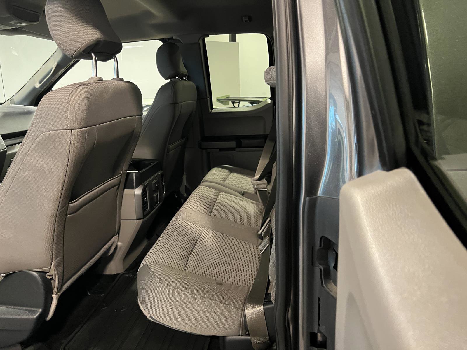 Used 2015 Ford F150 XLT w/ Equipment Group 302A Luxury image 26