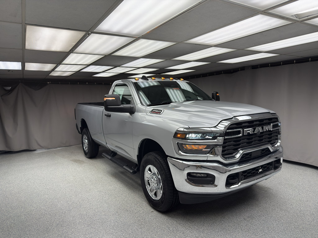 New 2026 RAM 2500 Tradesman AWD/4WD image 4