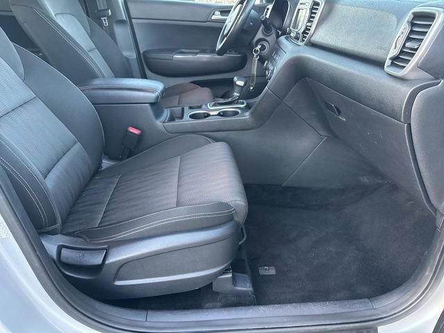 Used 2017 Kia Sportage LX image 17