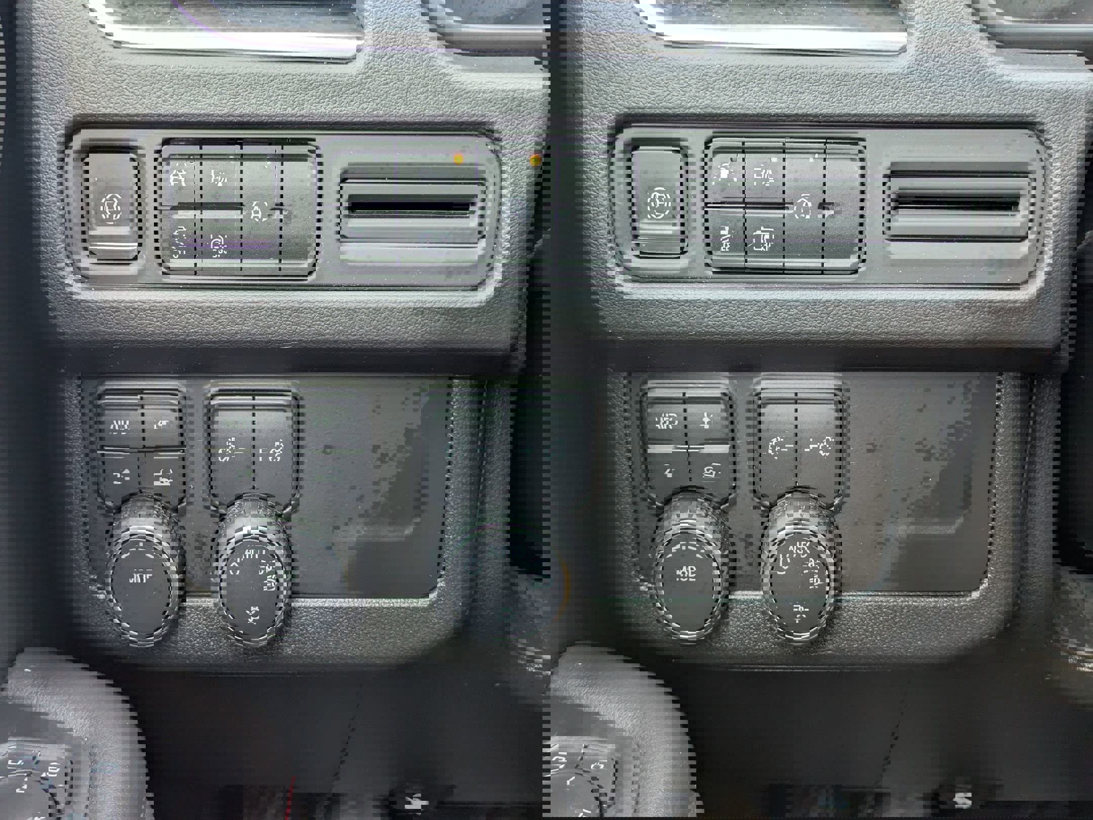 Used 2024 Chevrolet Tahoe RST w/ Luxury Package image 18