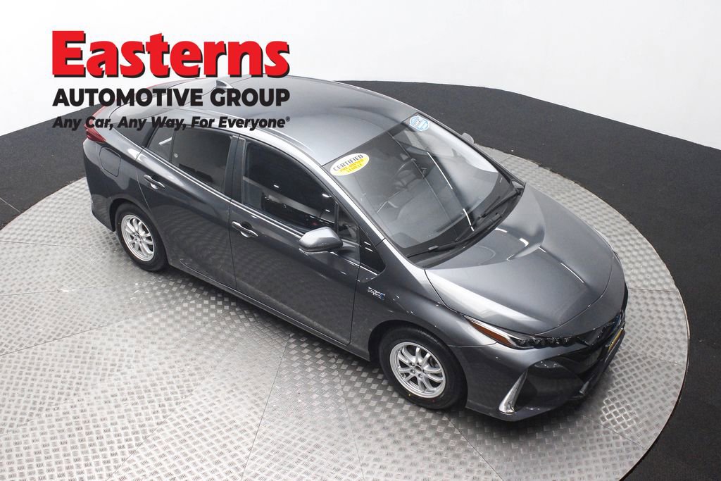 Used 2021 Toyota Prius Prime LE FWD image 3