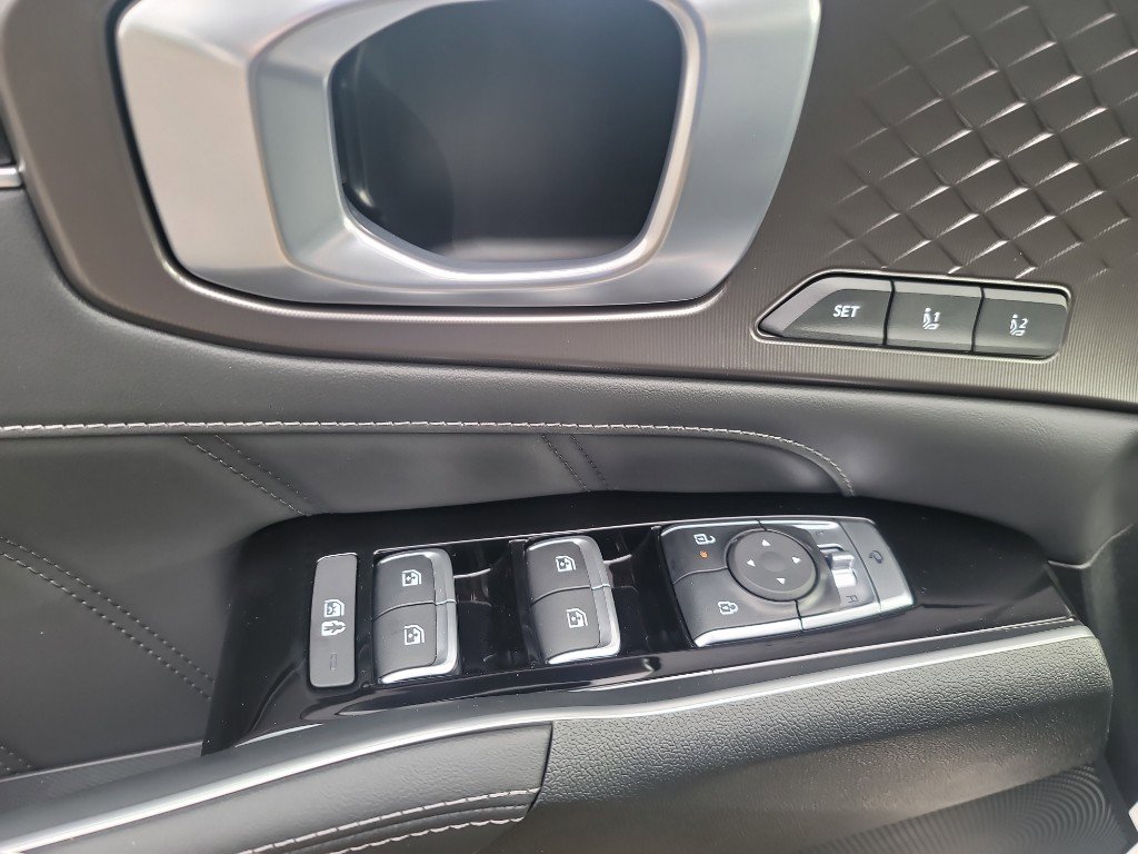 New 2026 Kia Sorento SX Prestige image 9