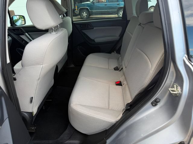 Used 2018 Subaru Forester 2.5i Premium w/ All-Weather Package AWD/4WD image 6