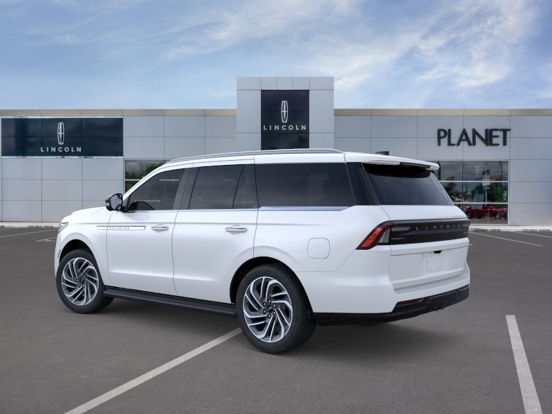 New 2026 Lincoln Navigator Premiere AWD/4WD image 4