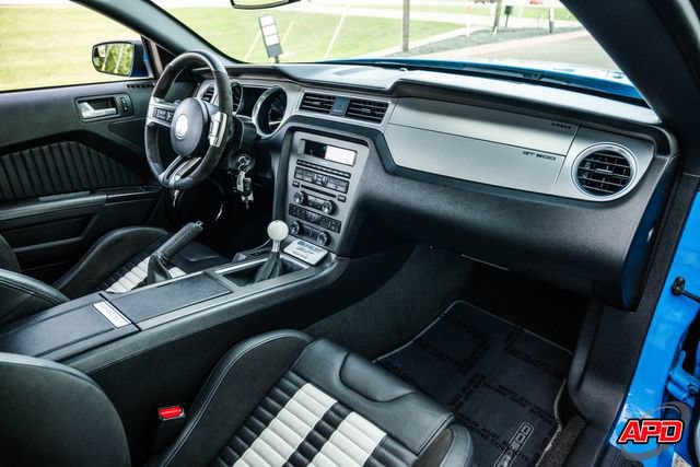 Used 2013 Ford Mustang Shelby GT500 RWD image 21