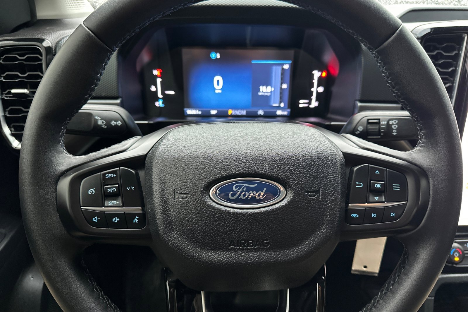 Used 2025 Ford Ranger XLT w/ Equipment Group 301A High image 28