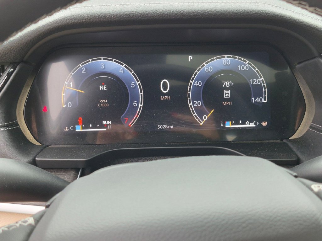 New 2026 Jeep Grand Cherokee Limited RWD image 18