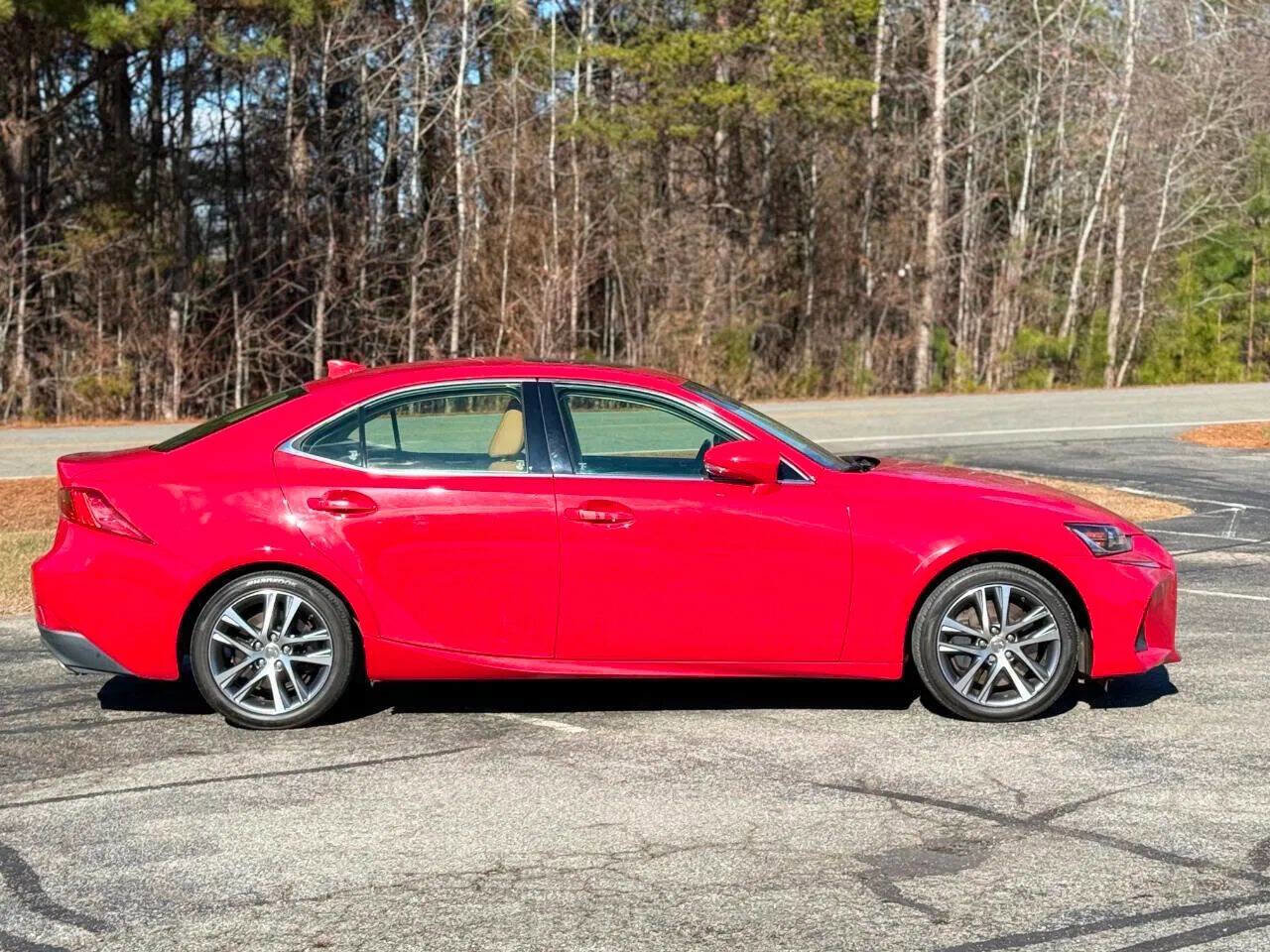 Used 2018 Lexus IS 300 image 3