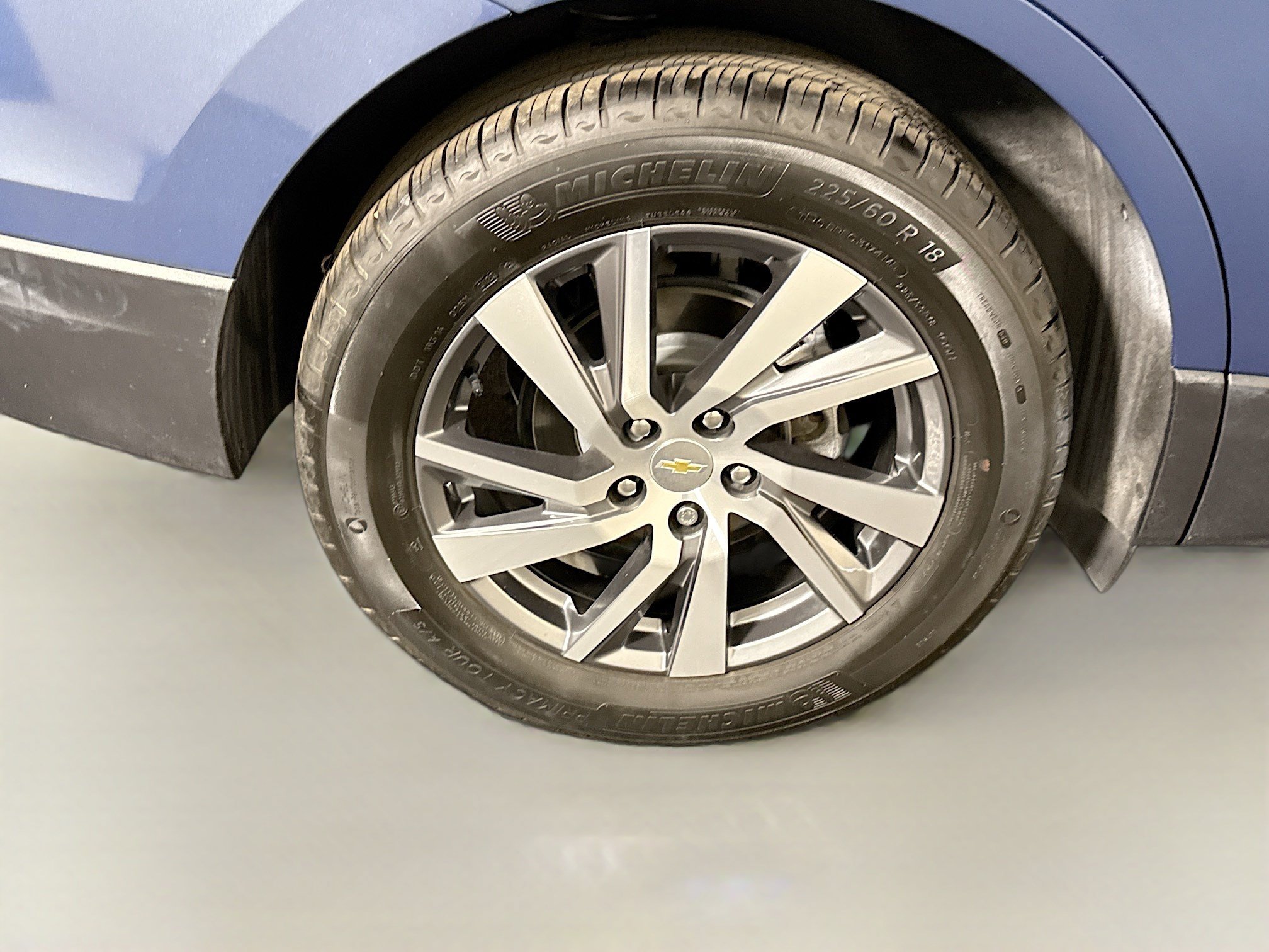 Used 2024 Chevrolet Equinox LT FWD image 33