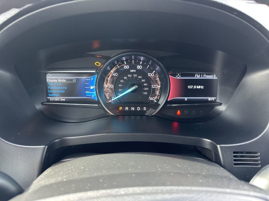 Used 2017 Ford Explorer Sport image 2