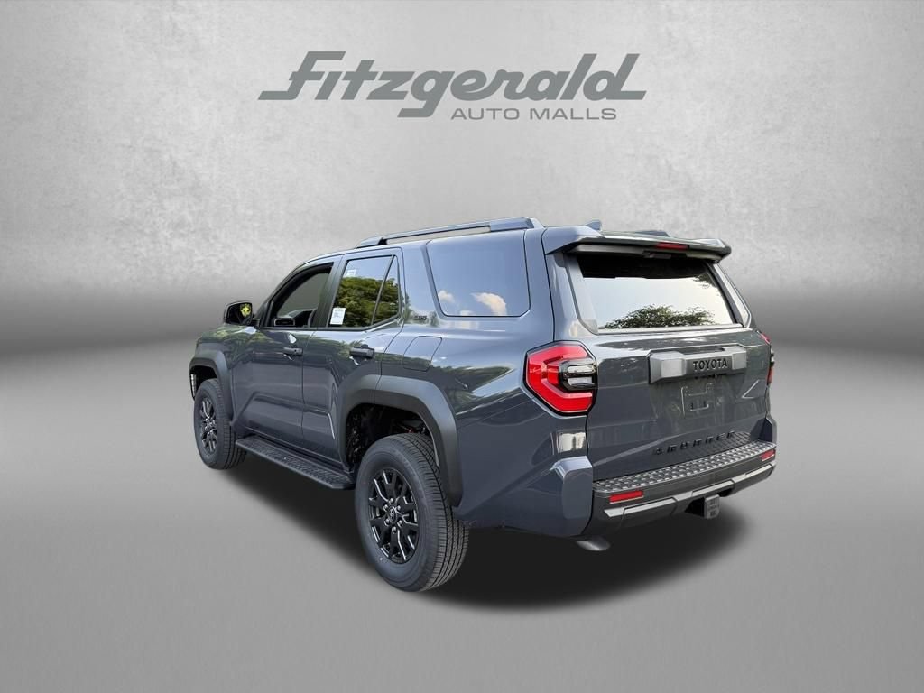 Used 2026 Toyota 4Runner SR5 AWD/4WD image 5