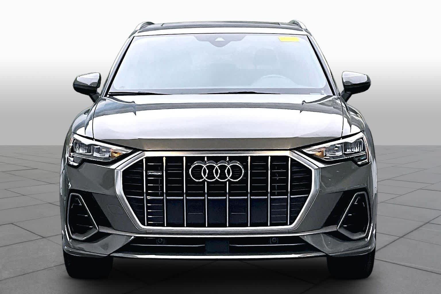 Used 2021 Audi Q3 2.0T Premium w/ Convenience Package AWD/4WD image 4