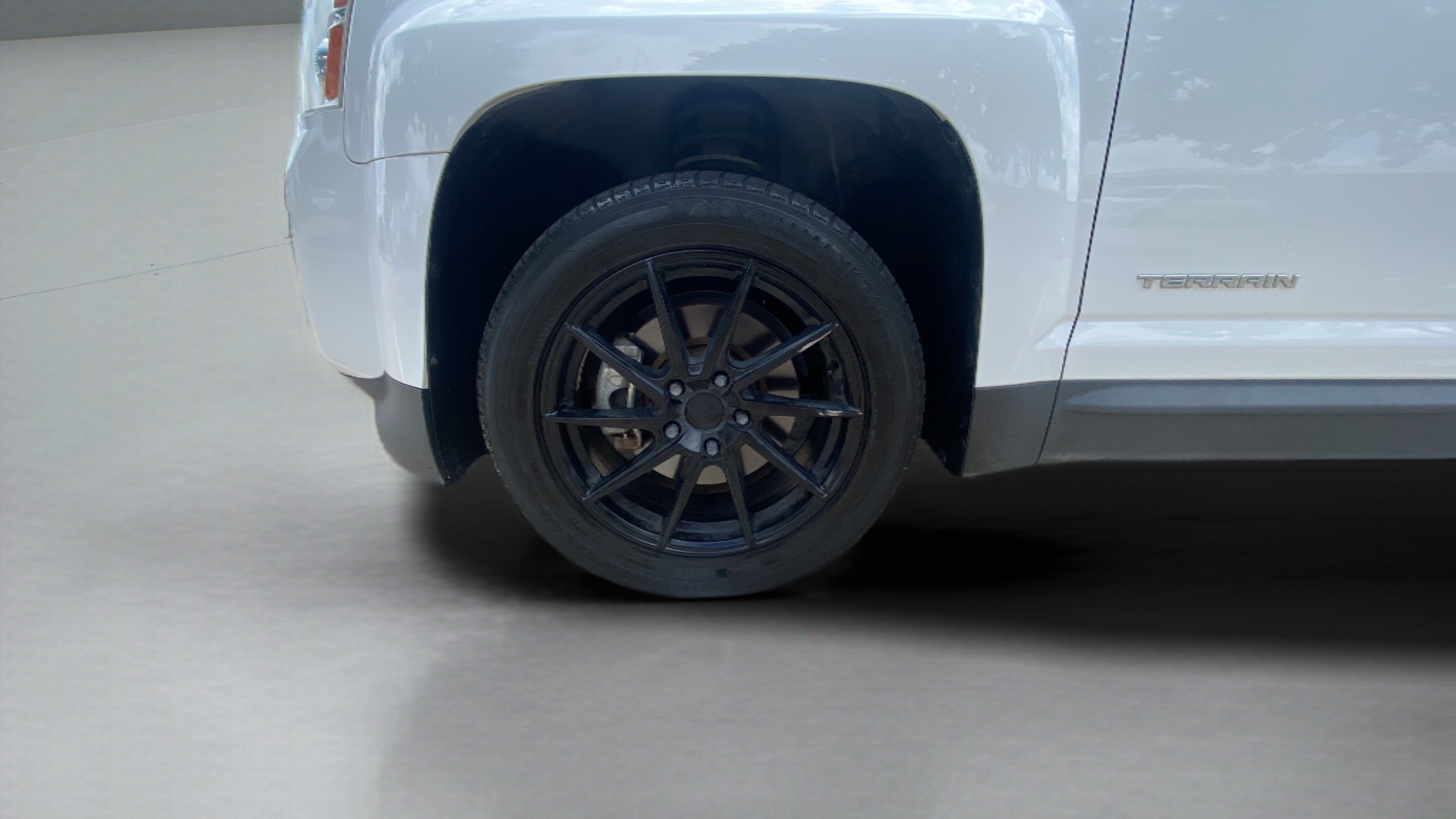 Used 2015 GMC Terrain SLE FWD image 24