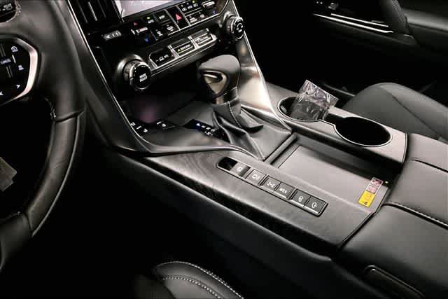 New 2026 Lexus LX 600 4WD w/ Accessory Package (2T) image 8