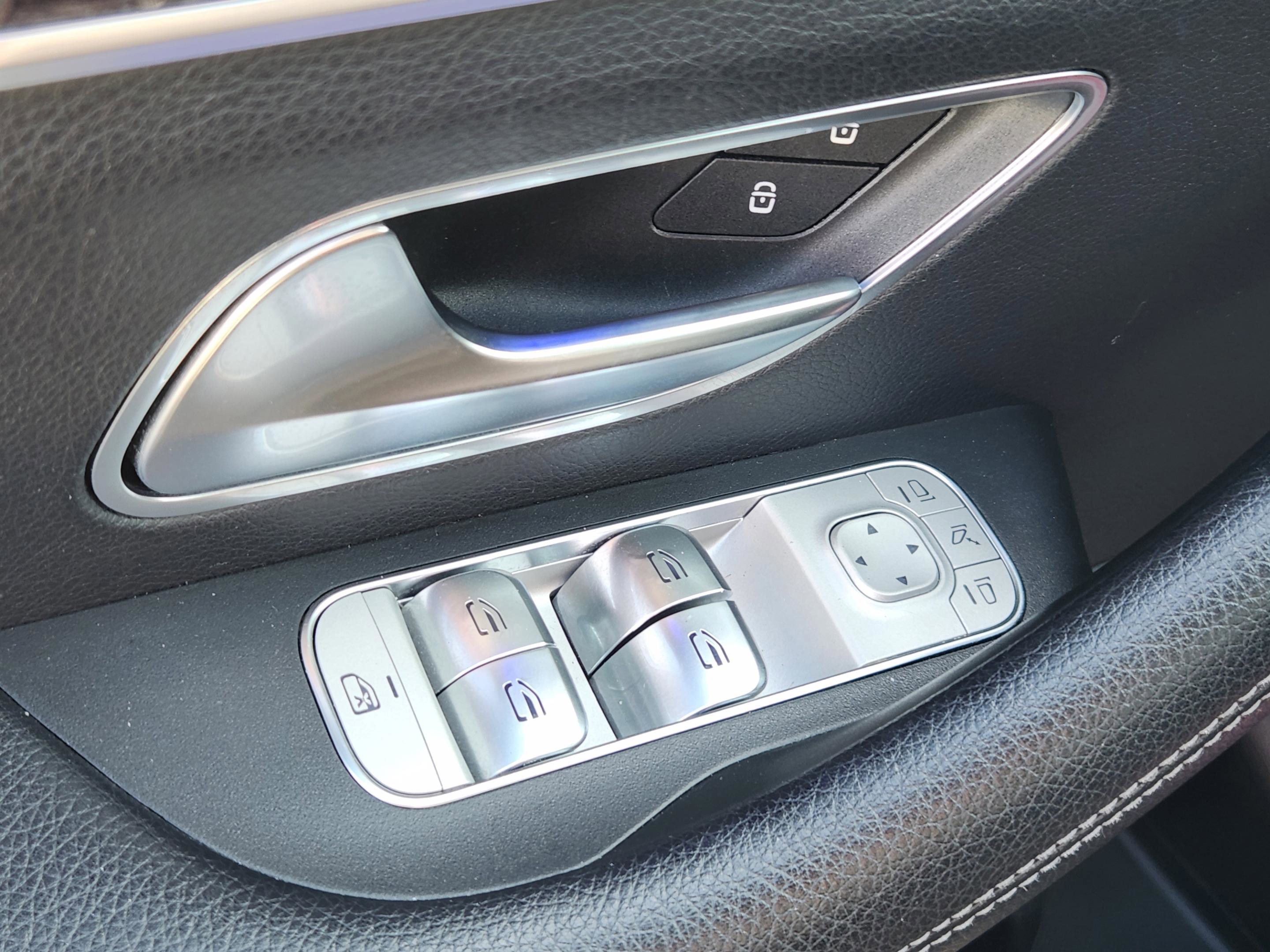 Used 2022 Mercedes-Benz GLE 350 image 16