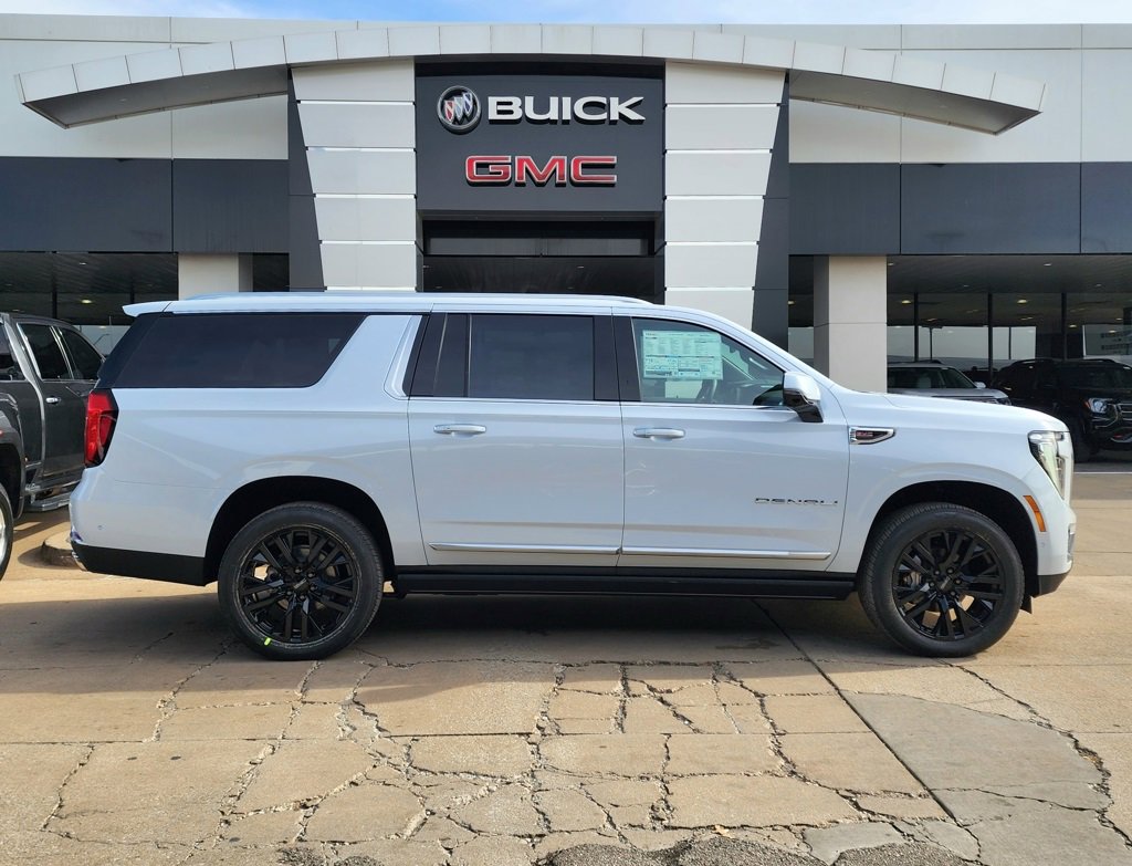 New 2026 GMC Yukon XL Denali w/ Sun & Power Step Package image 2