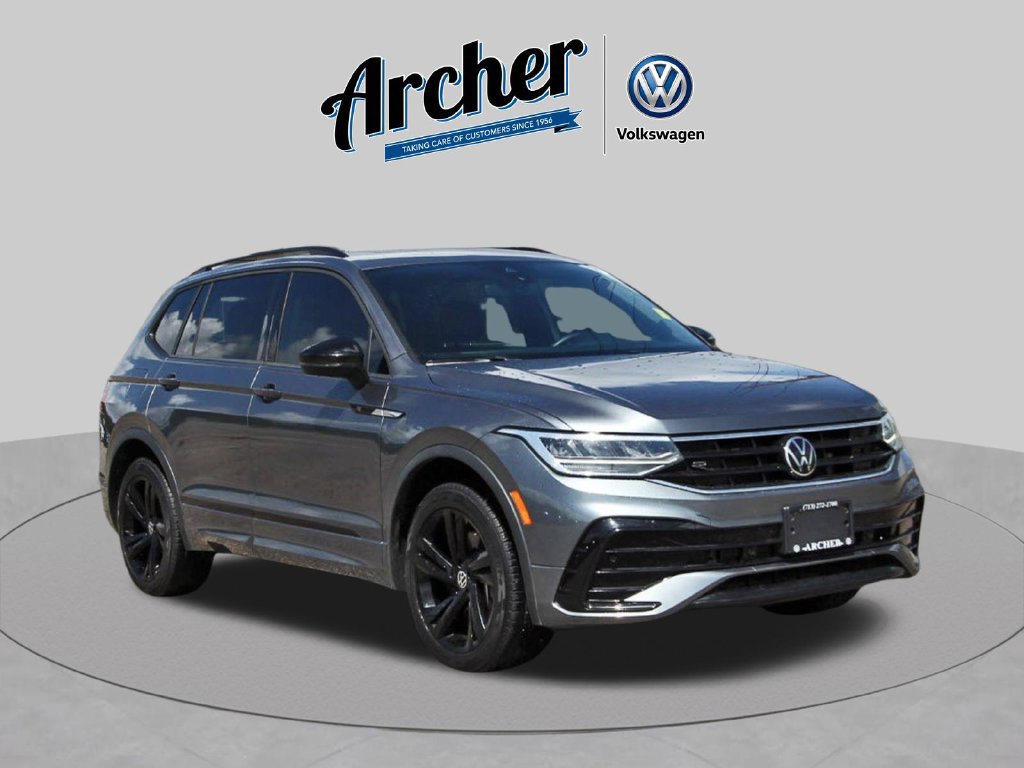 Used 2023 Volkswagen Tiguan SE R-Line FWD image 1