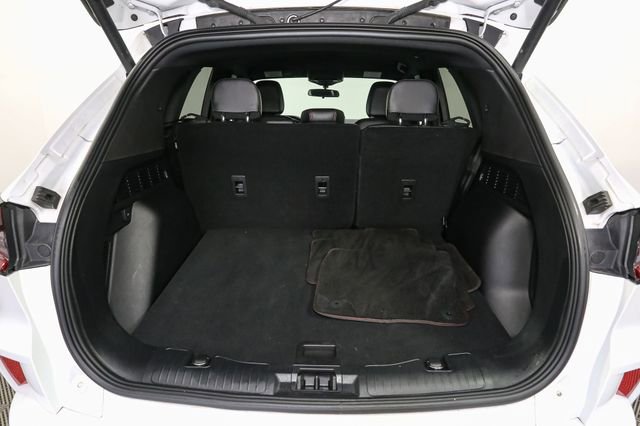 Used 2023 Ford Escape ST-Line w/ Tech Pack #1 AWD/4WD image 11
