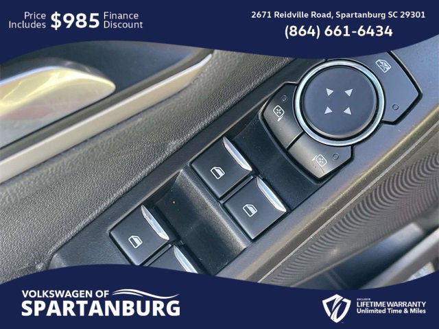 Used 2022 Ford Escape SEL image 18