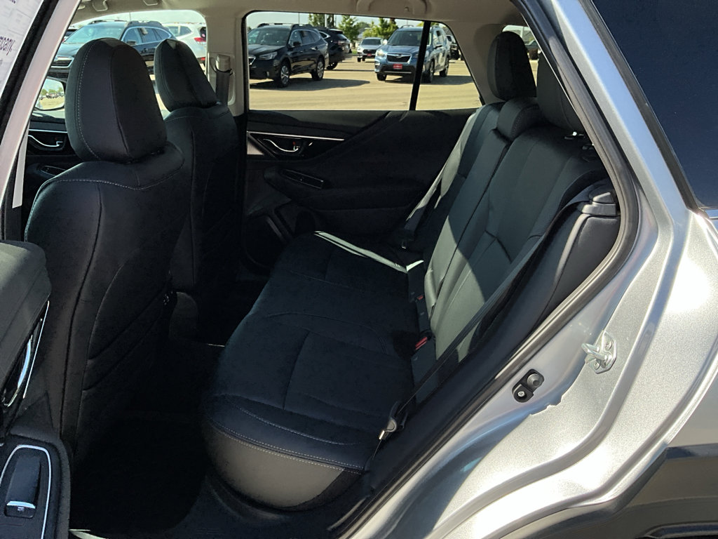 New 2025 Subaru Outback Touring XT image 8