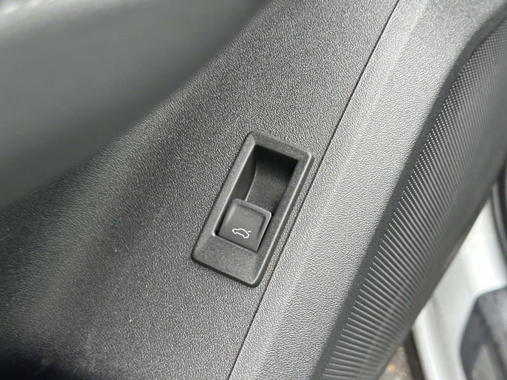 Used 2025 Audi Q5 Prestige image 21