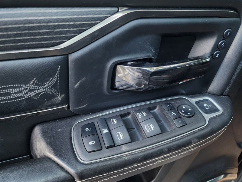 Used 2022 RAM 2500 Limited w/ Safety Group image 29