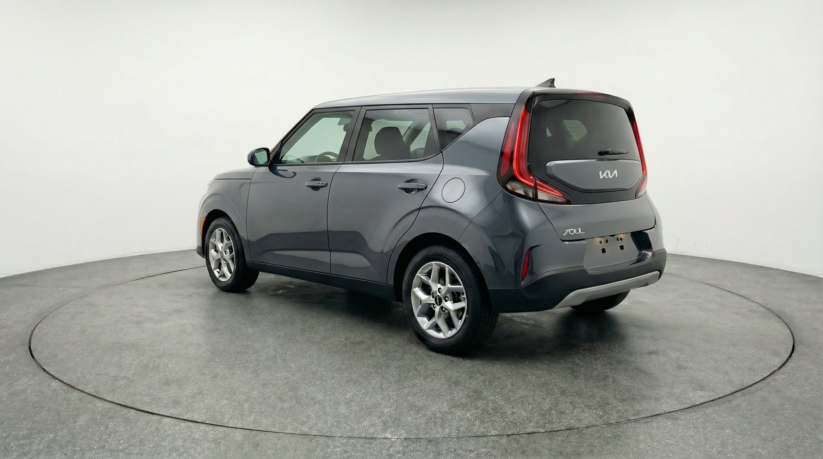 Used 2025 Kia Soul LX w/ LX Technology Package FWD image 6
