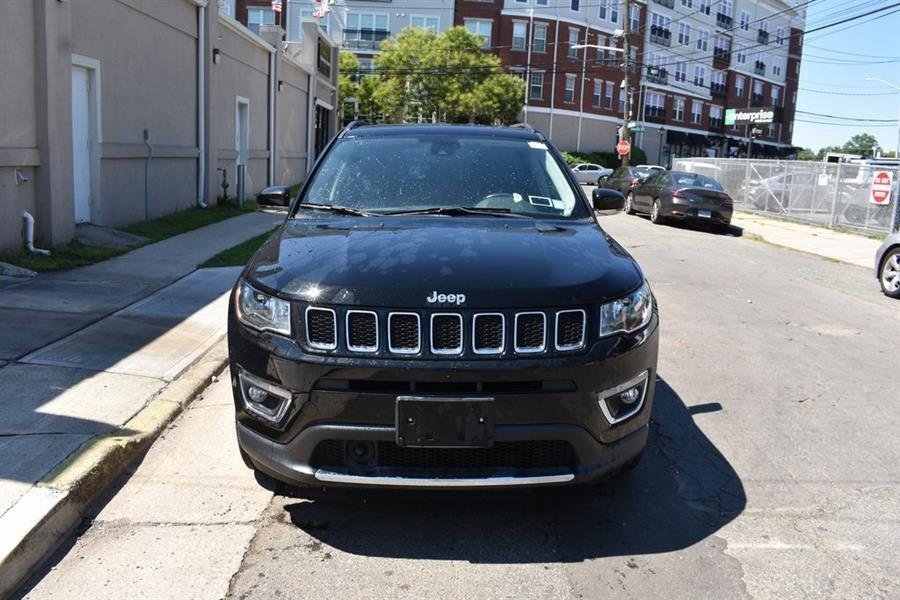 Used 2021 Jeep Compass Limited w/ Elite Interior Group image 3