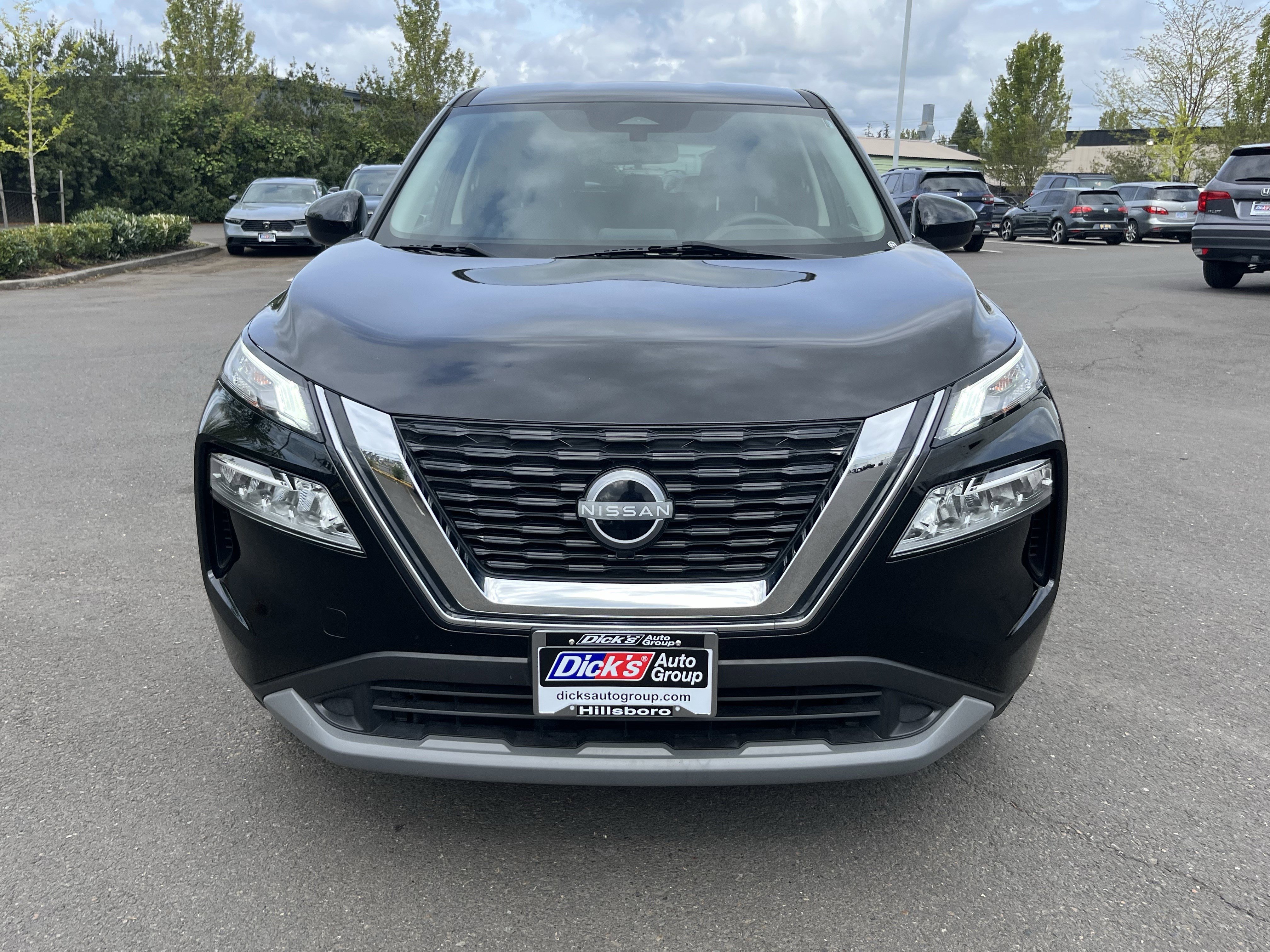 Used 2023 Nissan Rogue SV image 8