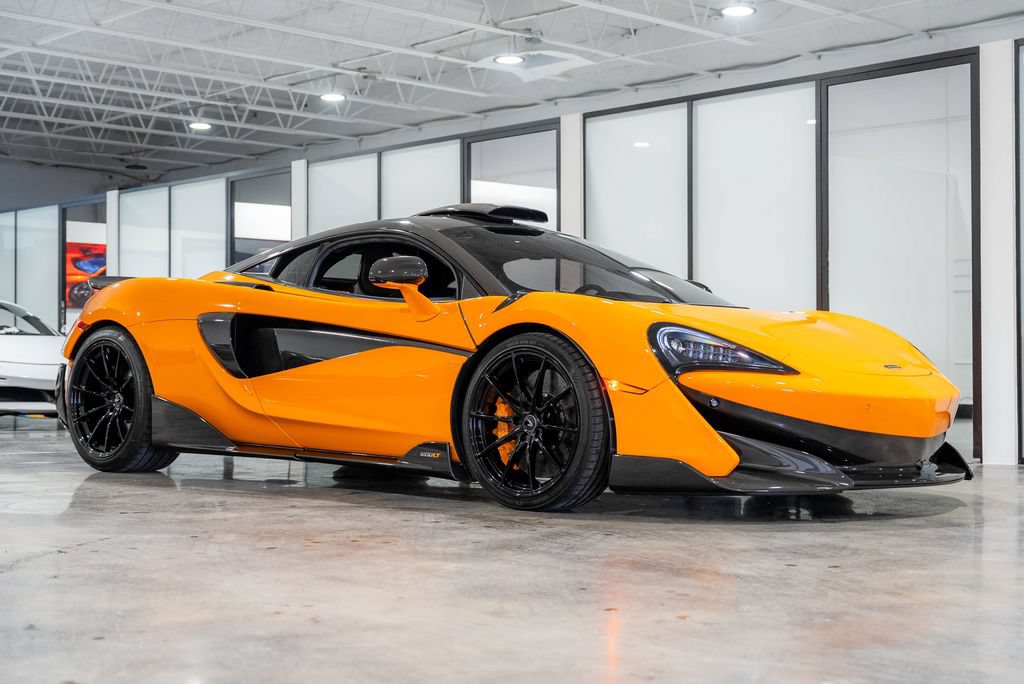 Used 2019 McLaren 600LT RWD image 4