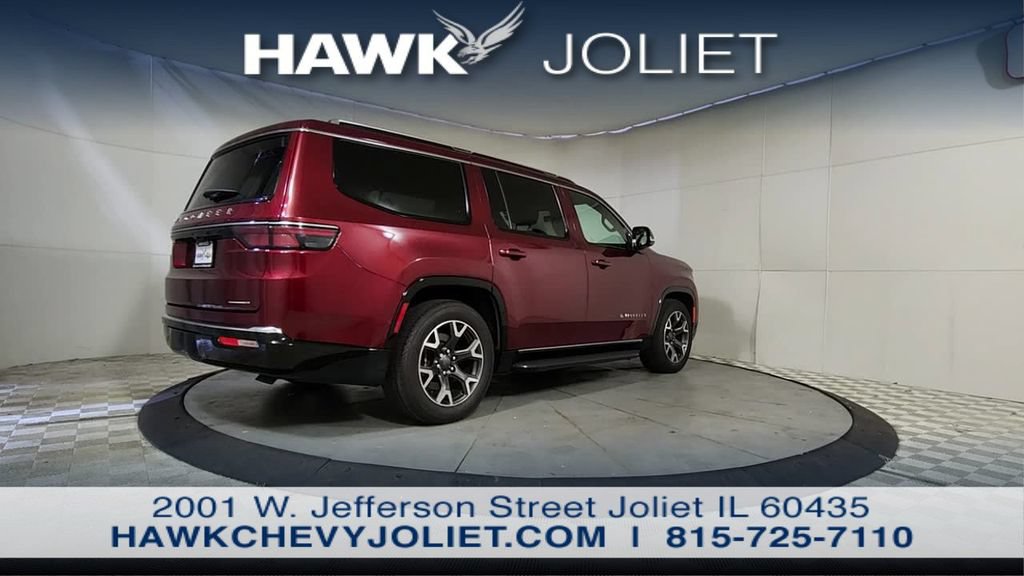 Used 2024 Jeep Wagoneer Series III AWD/4WD image 7