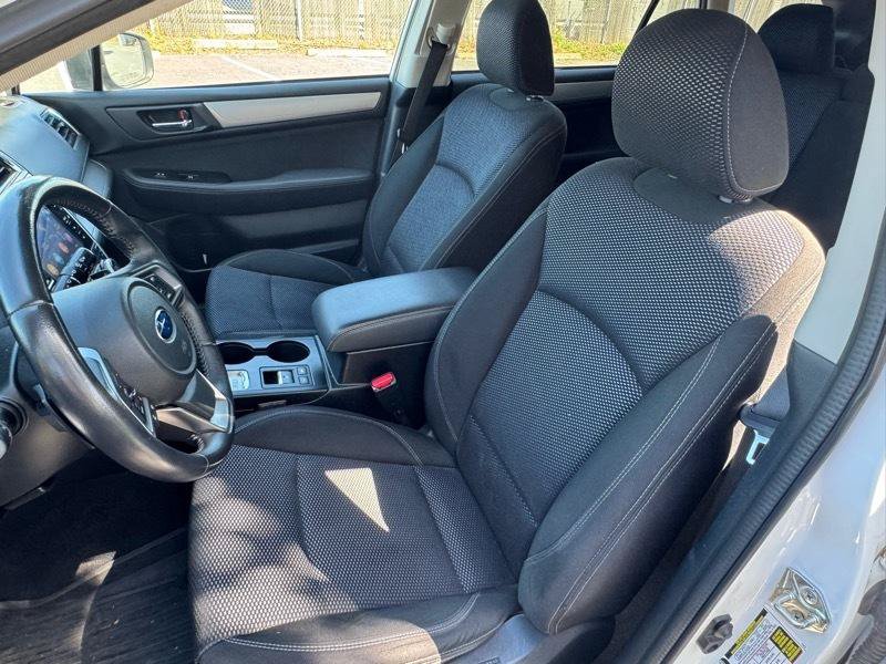 Used 2019 Subaru Outback 2.5i Premium AWD/4WD image 8