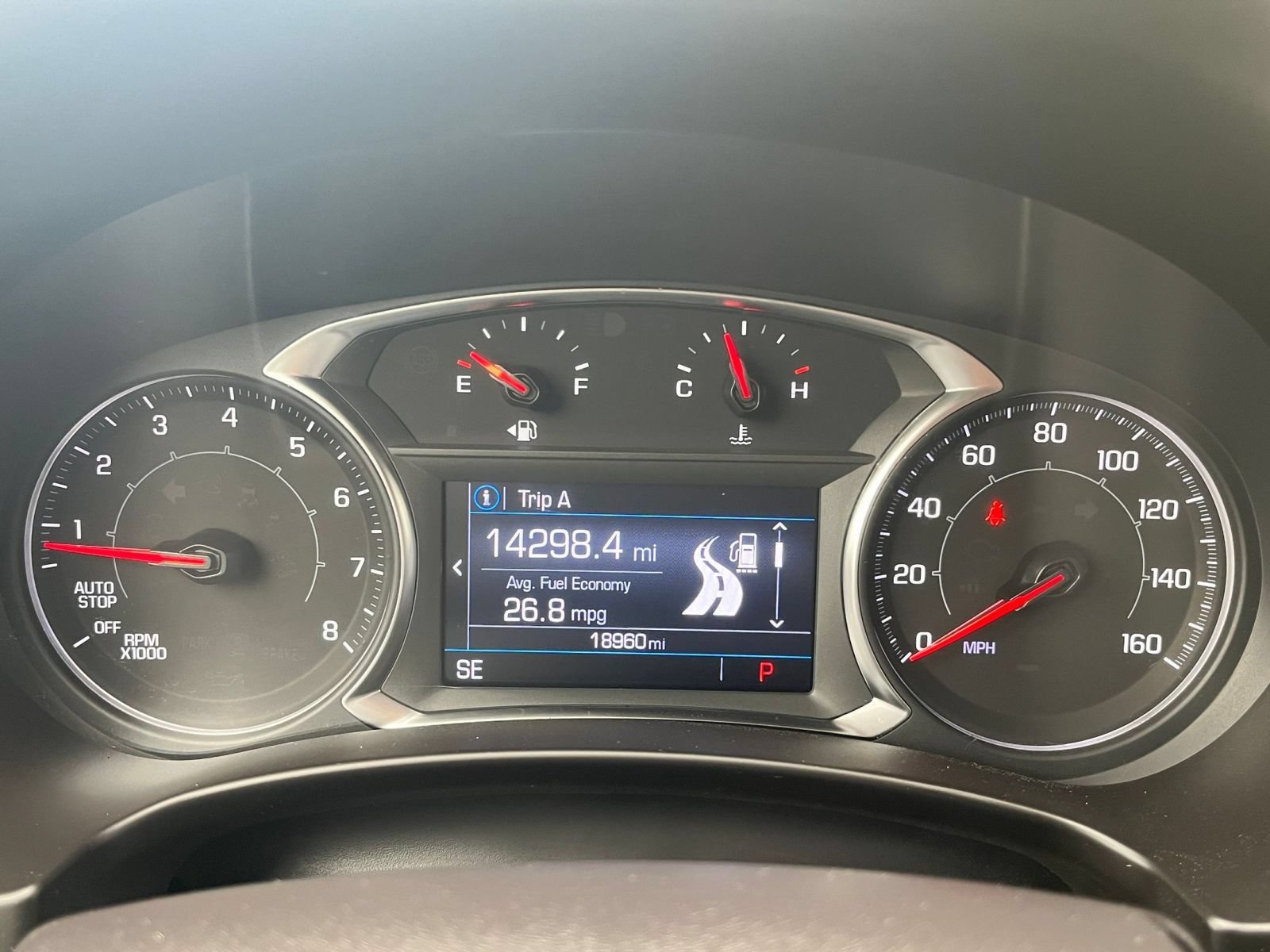 Used 2024 GMC Terrain SLE FWD image 40