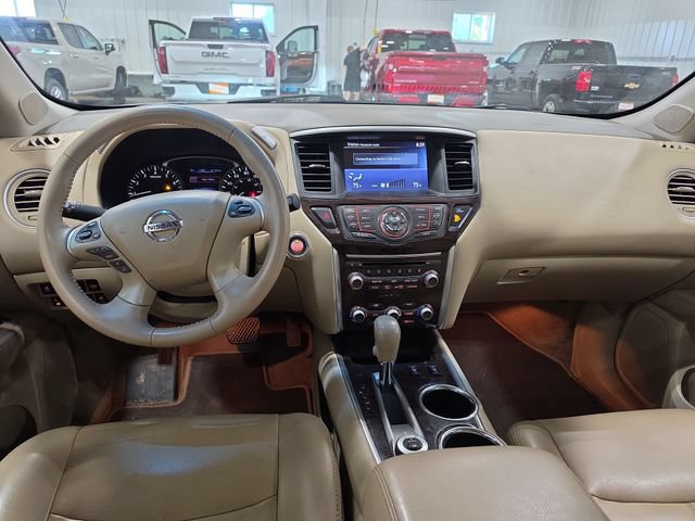Used 2015 Nissan Pathfinder SL w/ SL Premium Package AWD/4WD image 4