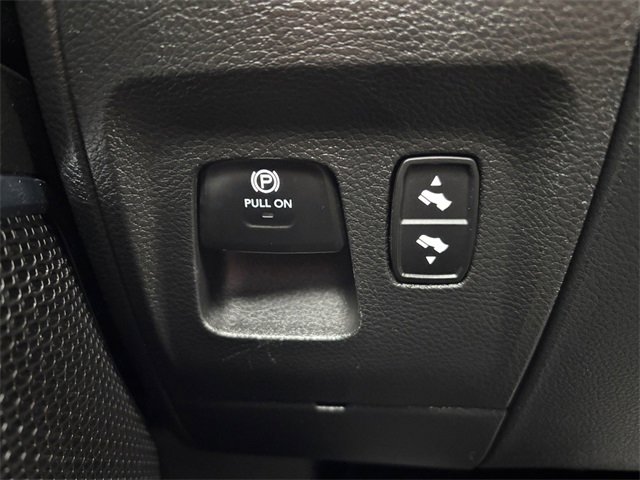 Used 2025 RAM 1500 Laramie image 21