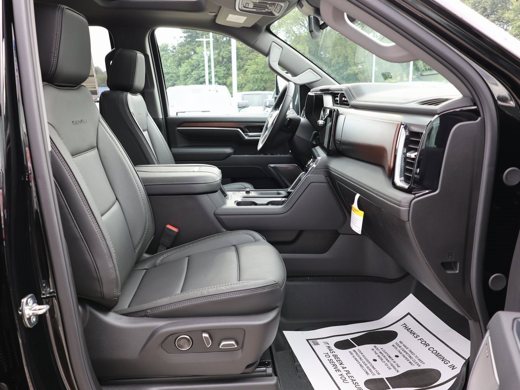 New 2025 GMC Sierra 2500 Denali w/ Denali Reserve Package image 45