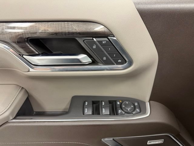 Certified 2023 Chevrolet Silverado 1500 LTZ w/ LTZ Premium Package AWD/4WD image 21