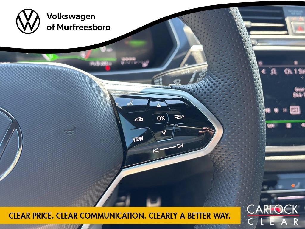 Used 2024 Volkswagen Tiguan SE R-Line FWD image 17
