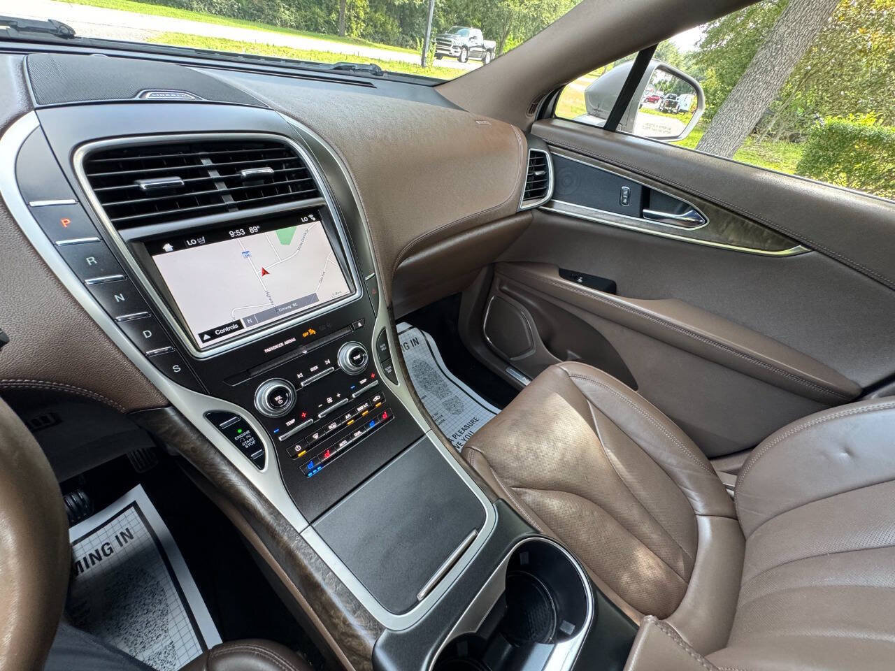 Used 2018 Lincoln MKX Reserve w/ Lincoln MKX Climate Package FWD image 20