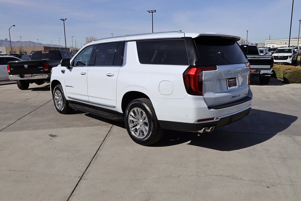 New 2026 GMC Yukon XL Denali w/ Advanced Technology Package image 4