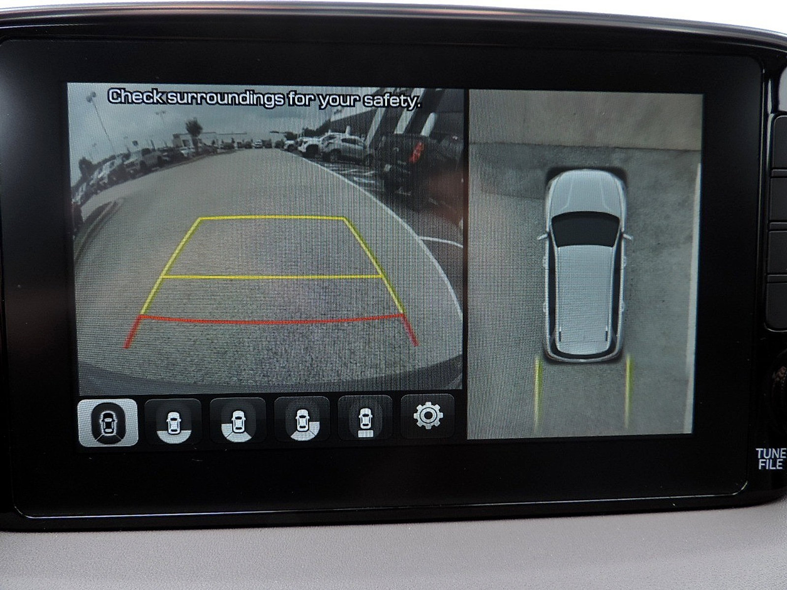 Used 2020 Hyundai Santa Fe Limited FWD image 30