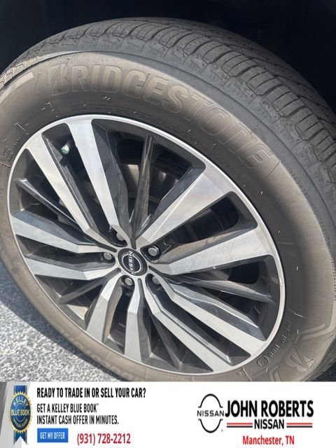 Certified 2025 Nissan Pathfinder Platinum w/ Cargo Package FWD image 11